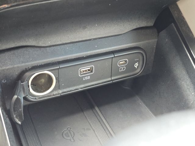 2023 Kia Telluride S:46448A