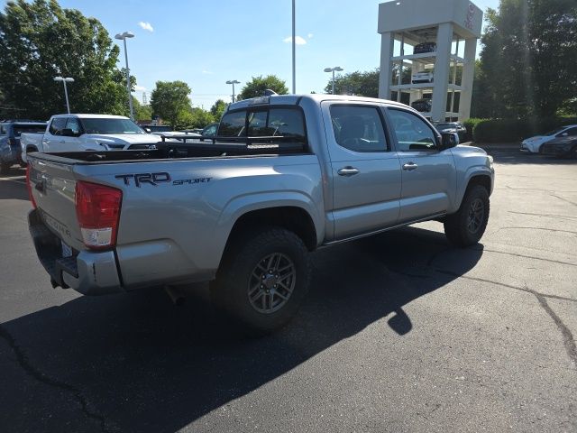 2017 Toyota Tacoma SR - Photo 8
