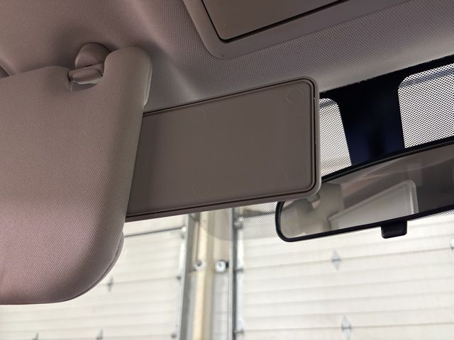 2018 Nissan Pathfinder S photo