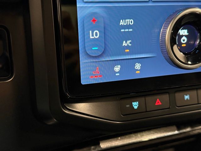 2025 Ford F-150 Lightning Flash photo