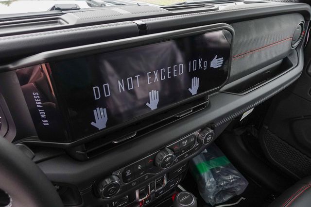 new 2026 Jeep Gladiator car, priced at $61,905