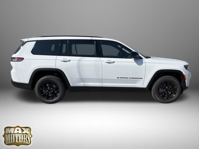 2024 Jeep Grand Cherokee L Altitude 12