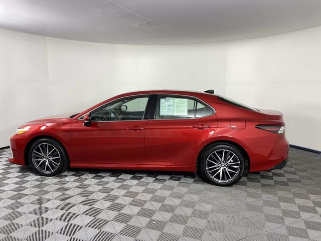 2023 Toyota Camry XLE Red - Grieco Acura - Image 5