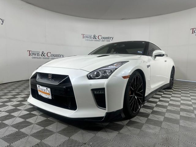 Pearl White 2021 Nissan GT-R Coupe All-Wheel Drive 6-Speed Automatic