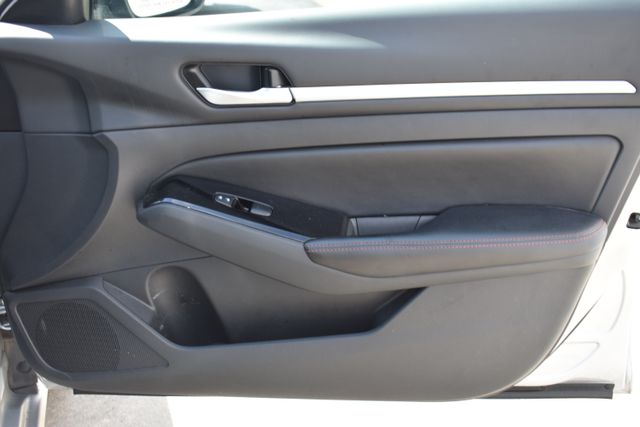 Used 2024 Nissan Altima Sedan