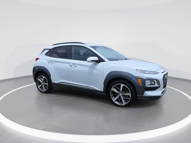 Used 2018 White Hyundai Limited image 2
