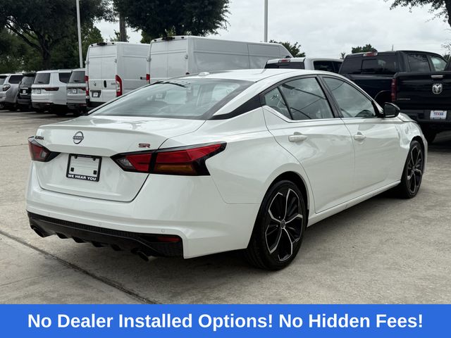2023 Nissan Altima 2.5 SR White at Central Houston Nissan