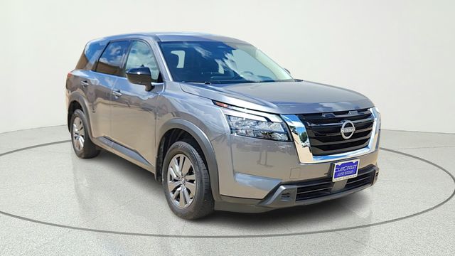2024 Nissan Pathfinder S