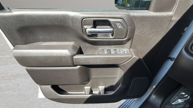 Used 2025 Gray Chevrolet Custom image 17