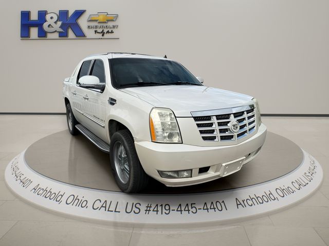 White 2007 Cadillac Escalade EXT 4WD Pickup Truck All-Wheel Drive 6-Speed Automatic Overdrive