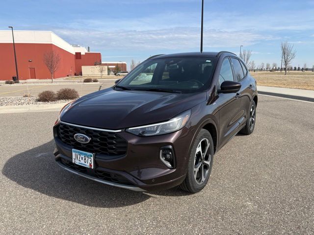 2023 Ford Escape ST-Line Elite