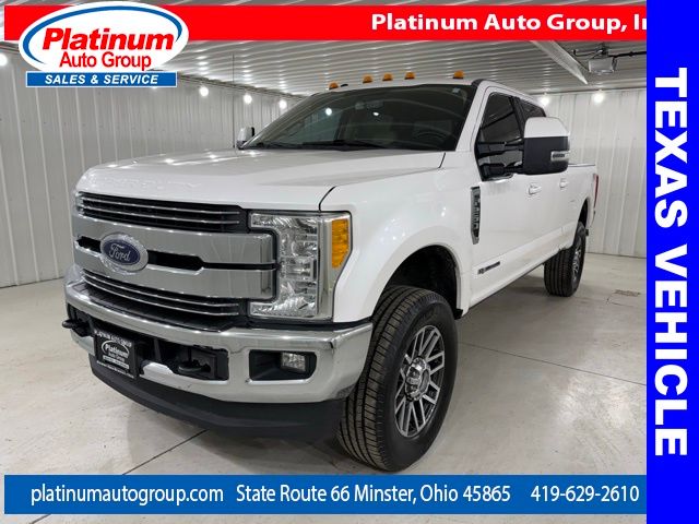 White Platinum Metallic Tri-Coat 2017 Ford F-250 Super Duty Lariat Crew Cab 4WD Pickup Truck Four-Wheel Drive 6-Speed Automatic