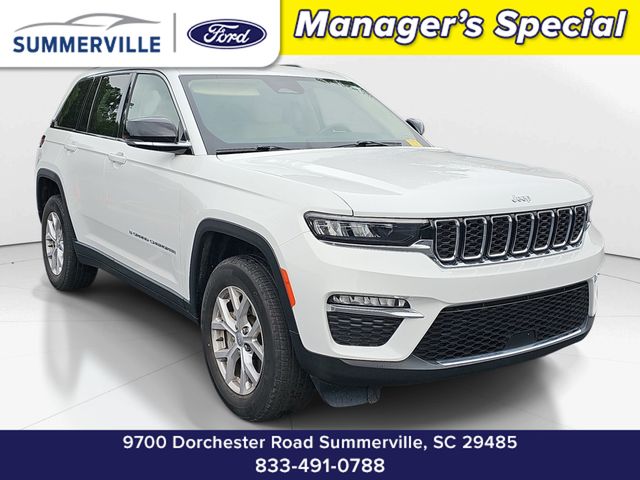 White 2022 Jeep Grand Cherokee SUV / Crossover 4X2 8-Speed Automatic