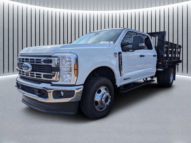 2025 Ford F-350 Super Duty Chassis Cab XL - Photo 9