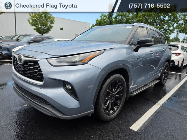 Moon Dust 2024 Toyota Highlander SUV / Crossover Front-Wheel Drive 8-Speed Automatic