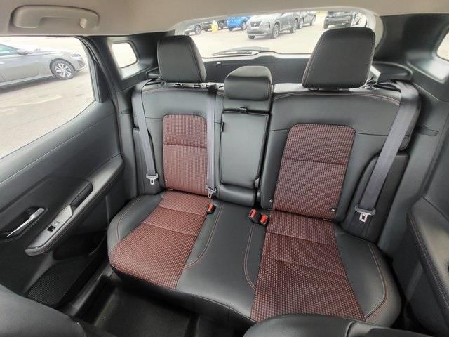 New 2025 White Nissan SR image 12