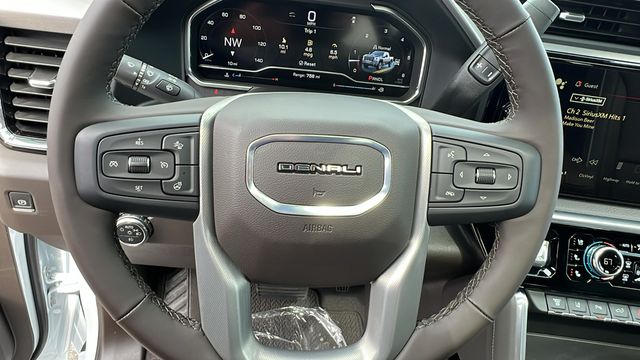 2024 GMC Sierra 2500HD Denali 34