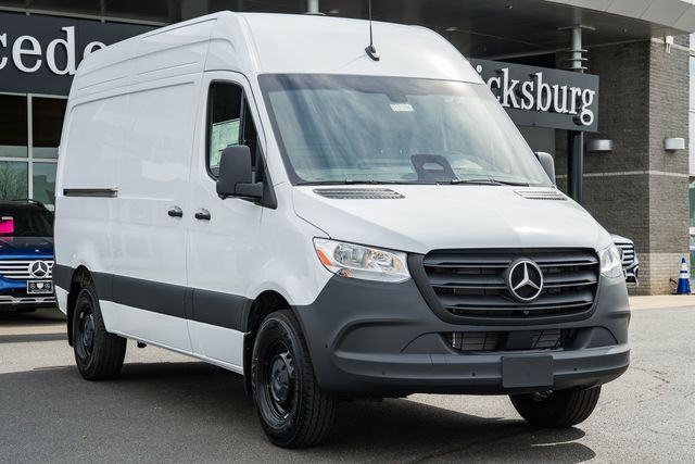 2026 Mercedes-Benz Sprinter Cargo 2500 144 RWD