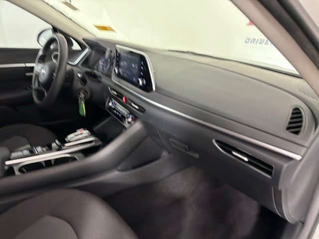 2022 Quartz White Hyundai Sonata SE FWD Sedan