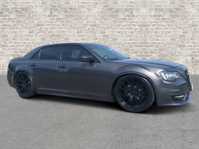 Crystal Metallic 2017 Chrysler 300 S RWD Sedan Rear-Wheel Drive 8-Speed Automatic