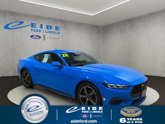  2024 Ford Mustang EcoBoost Fastback RWD   