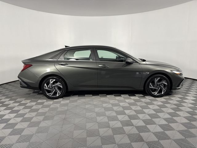 New 2025 Hyundai Elantra Hybrid For Sale in Indianapolis, IN