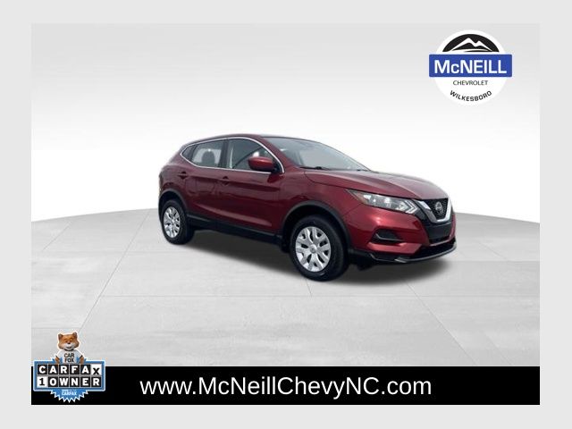 Red (Scarlet Ember Tintcoat) 2020 Nissan Rogue Sport S FWD SUV / Crossover Front-Wheel Drive Continuously Variable Transmission