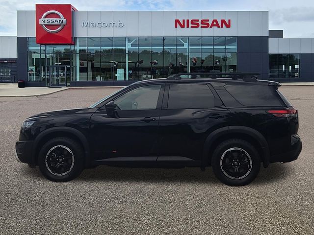 Used 2025 Nissan Pathfinder SUV