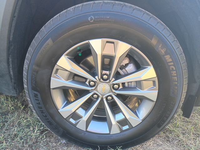 Used 2025 Chevrolet Equinox SUV