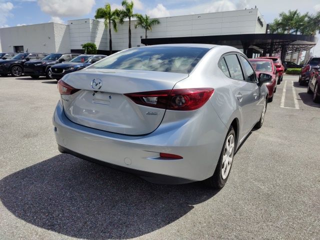 2018 Mazda Mazda3 Sport 8