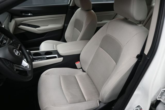 Used 2025 Nissan Altima Sedan