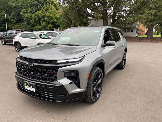 Sterling Gray Metallic 2025 Chevrolet Traverse SUV / Crossover Four-Wheel Drive 8-Speed Automatic