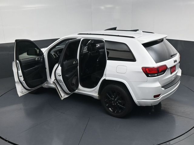 2020 Jeep Grand Cherokee Altitude White/off-white at River Oaks CDJR
