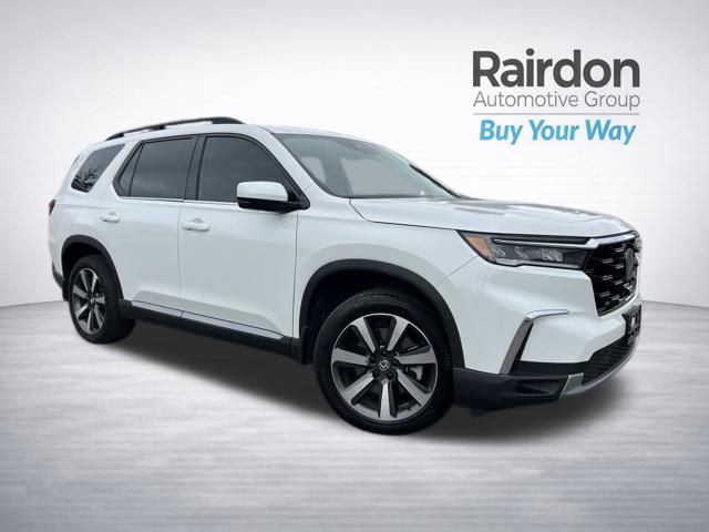 Platinum White Pearl 2025 Honda Pilot SUV / Crossover All-Wheel Drive Automatic