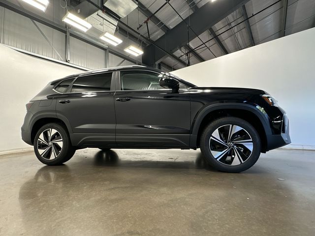 2025 Volkswagen Taos 1.5T SE Black at Subaru and VW of Moon Township