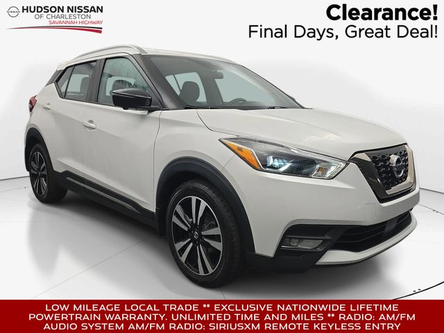 Aspen White Tricoat 2020 Nissan Kicks SR FWD SUV / Crossover Front-Wheel Drive Continuously Variable Transmission
