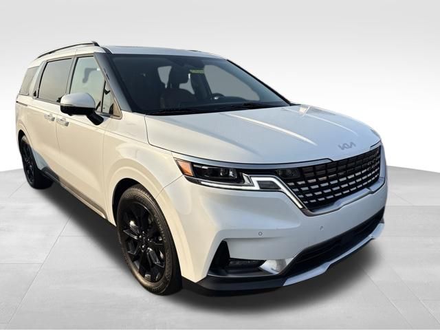 Snow White Pearl 2023 Kia Carnival Minivan Front-Wheel Drive 8-Speed Automatic