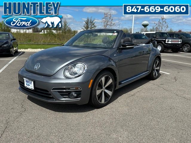 Platinum Gray Metallic 2014 Volkswagen Beetle R-Line Convertible Convertible Front-Wheel Drive 6-Speed Dual Clutch