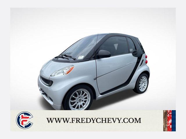 Silver 2011 smart fortwo Hatchback Rear-Wheel Drive 5-Speed Automatic