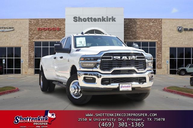 2026 RAM 3500 Tradesman Crew Cab LB DRW 4WD