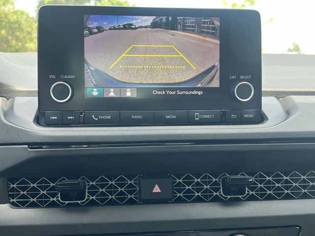 Used 2023  Honda LX image 18