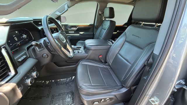 Used 2025 Silver GMC Denali image 18