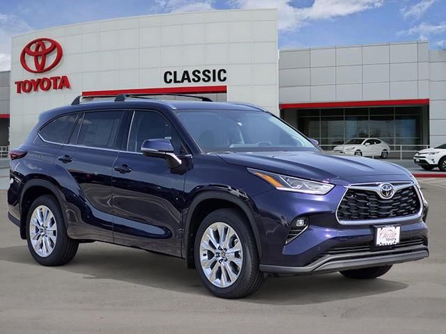 08x8 2026 Toyota Highlander SUV / Crossover All-Wheel Drive 8-Speed Automatic