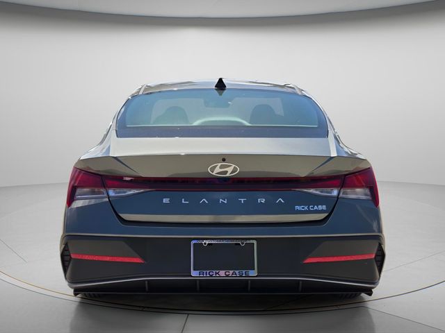 2026 Hyundai Elantra - $21,659