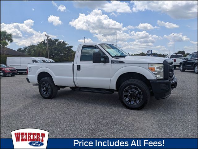 Oxford White 2015 Ford F-250 Super Duty Pickup Truck Four-Wheel Drive 6-Speed Automatic