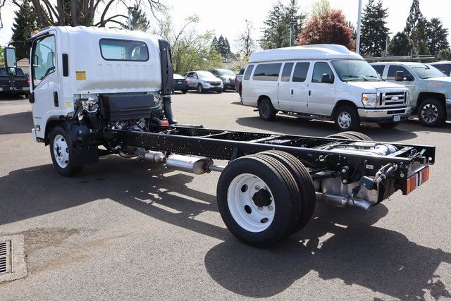 2024 Chevrolet 4500 HG LCF Gas work truck 10