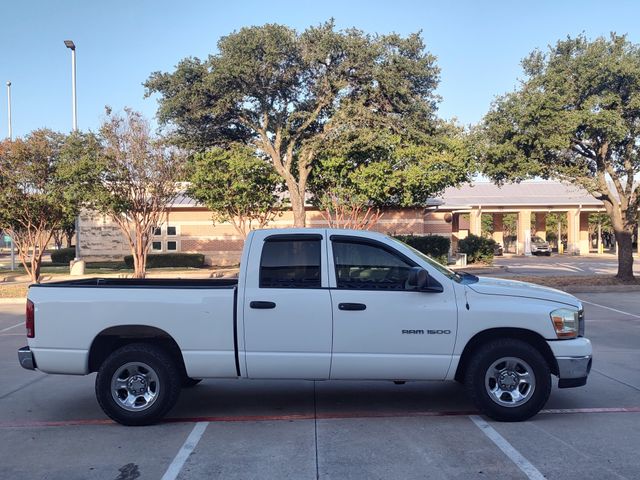 Bright White 2006 Dodge RAM 1500 Pickup Truck Rear-Wheel Drive 4-Speed Automatic
