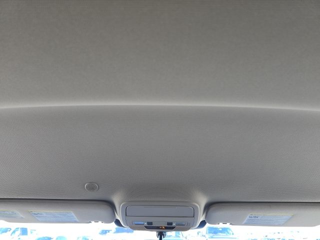 2024 Ford Explorer Base:B02084