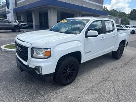 Summit White 2022 GMC Canyon Pickup Truck 4X2 6-Speed Automatic