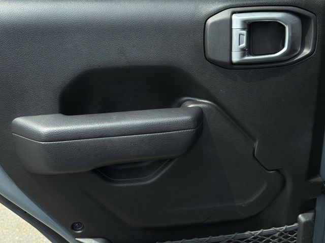 Used 2024 Gray Jeep Nighthawk image 22